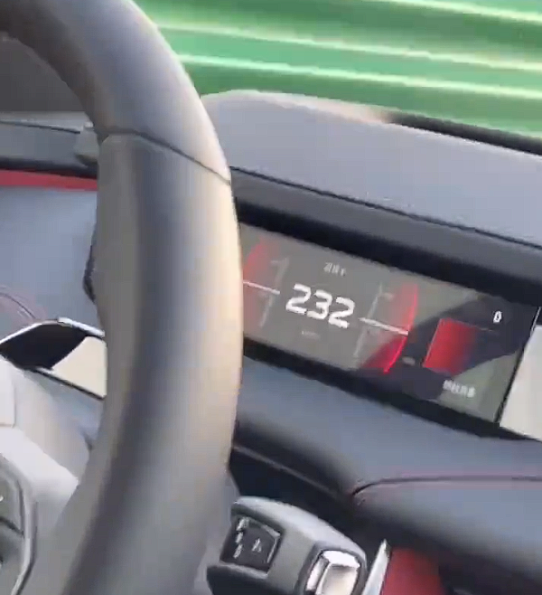 ：男子駕駛小米SU7高速狂飆232km/h還發網上 網友：自爆型選手